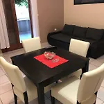 Bura Apartment *